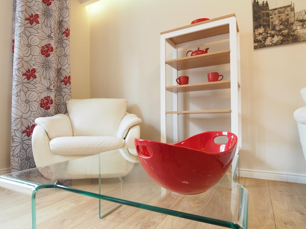 Grand Tourist Simple Rest Apartments グダニスク エクステリア 写真
