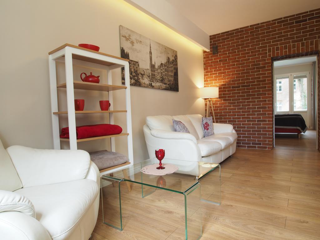 Grand Tourist Simple Rest Apartments グダニスク エクステリア 写真